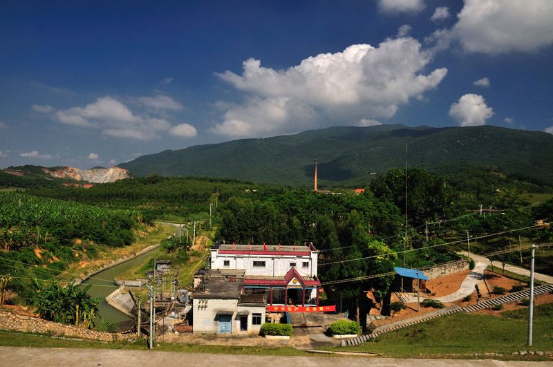 href="/item/昌江黎族自治县">昌江黎族自治县 /a>石碌镇以东5公里处