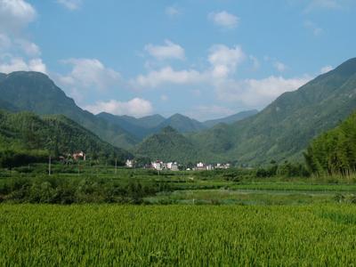  p data-id="gn8i1vuure">船村村地处浙江省湖州市安吉县山川乡,与