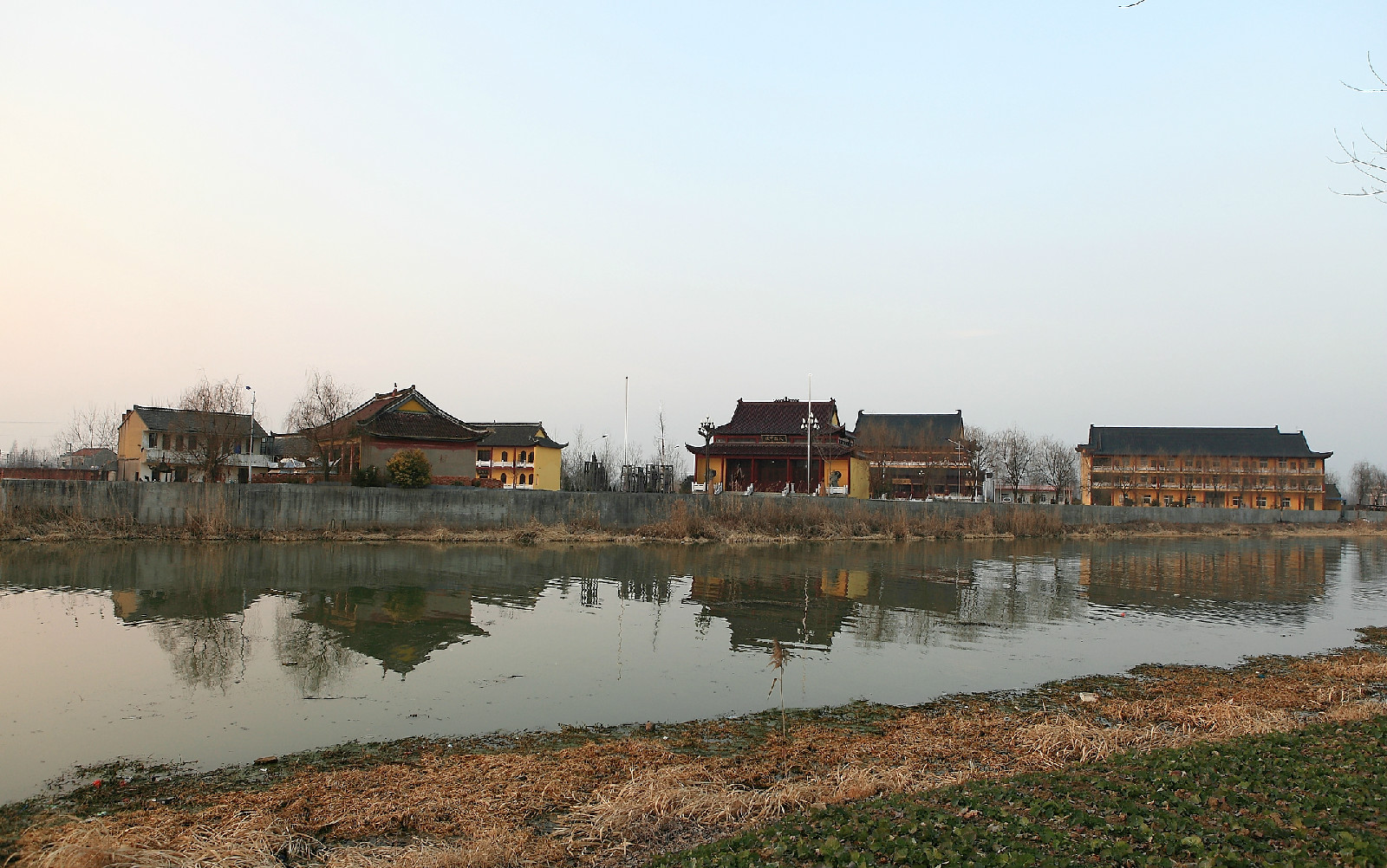江苏省建湖县建阳镇新阳村泰山寺