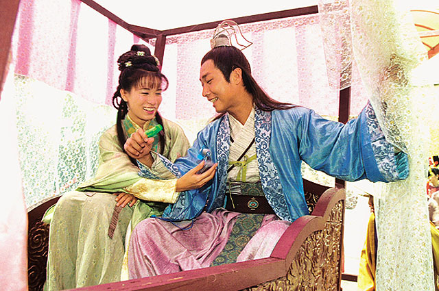  p>佘诗曼,1975年5月28日出生于香港,中国香港女演员,毕业于 a target