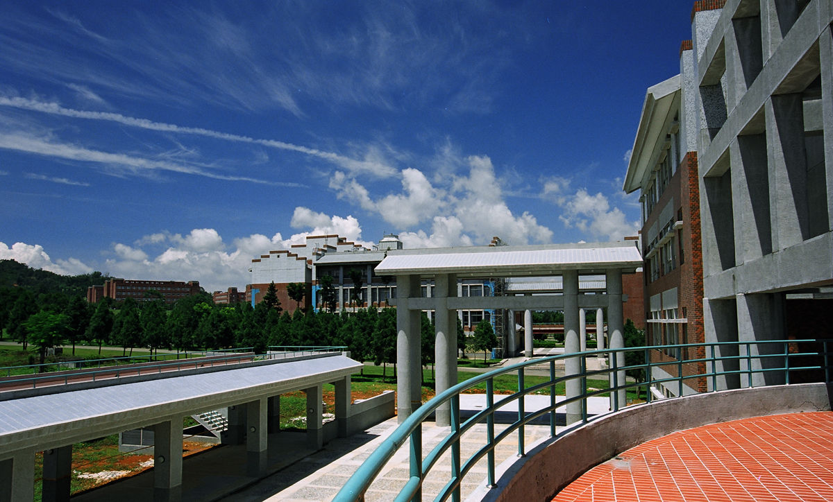  p>台湾暨南国际大学(national chi nan university)简称 b>暨大 /b>