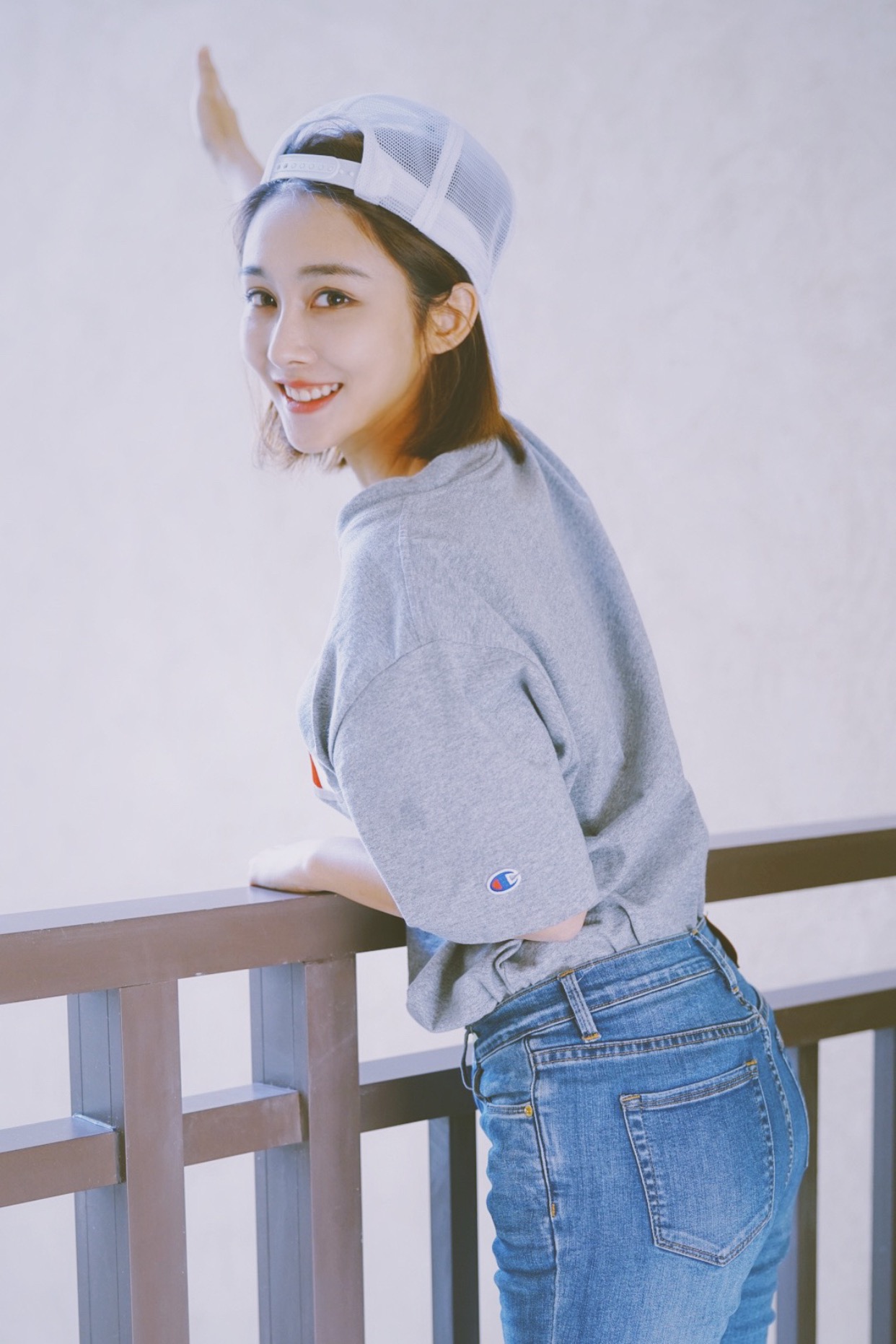 原名范凌子,1995年9月5日出生于湖南省长沙市,中国内地影视女演员