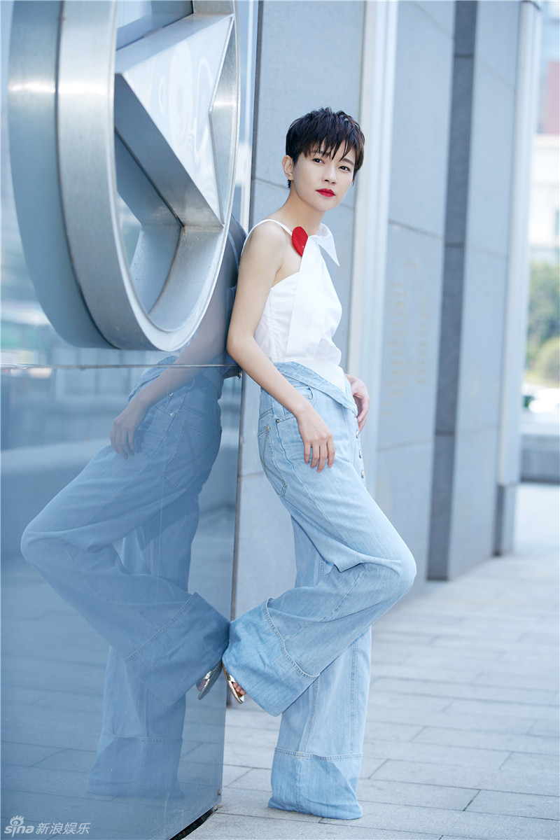  p>焦俊艳,1987年5月6日出生于安徽省马鞍山市,中国内地女演员,毕业于