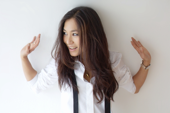  p>《星星》是2003年顺子作曲的一首歌曲,所属《滚石香港黄金十年》