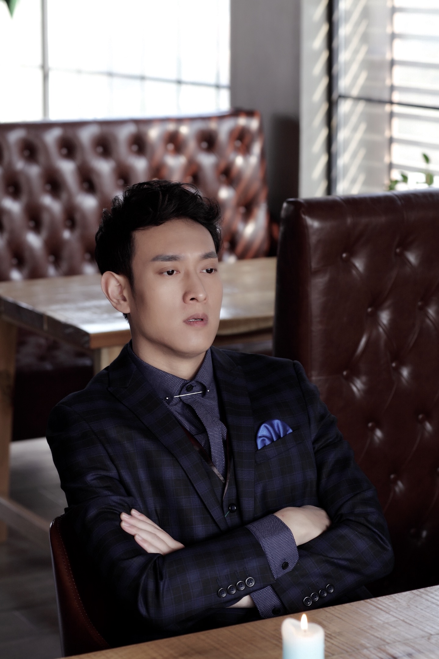 kg9zfa6">李超,1984年2月21日出生于山东省济南市,中国内地影视男演员