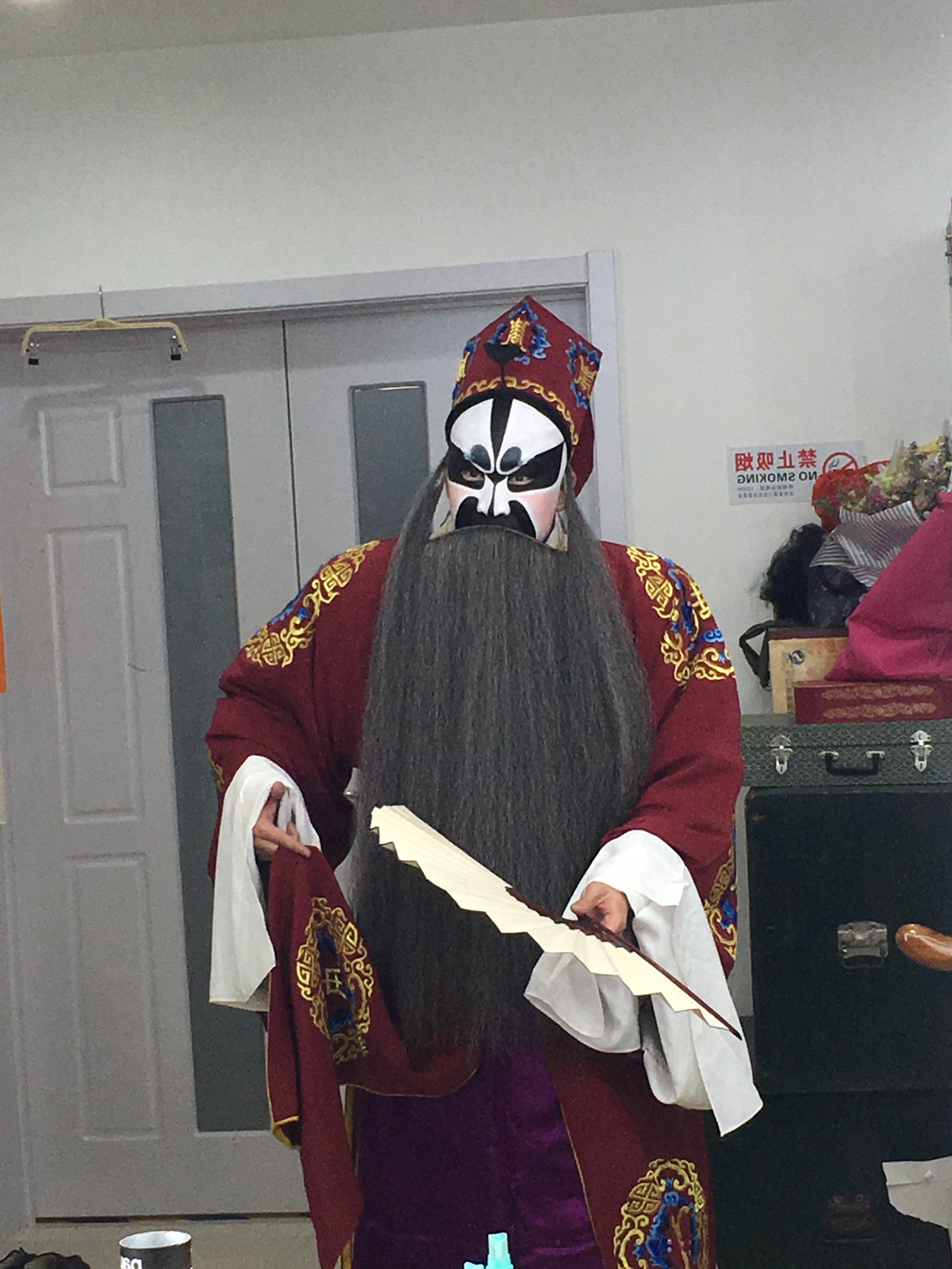 1444610" data-lemmaid="1444610">湖北省京剧院 /a>青年演员,工花脸