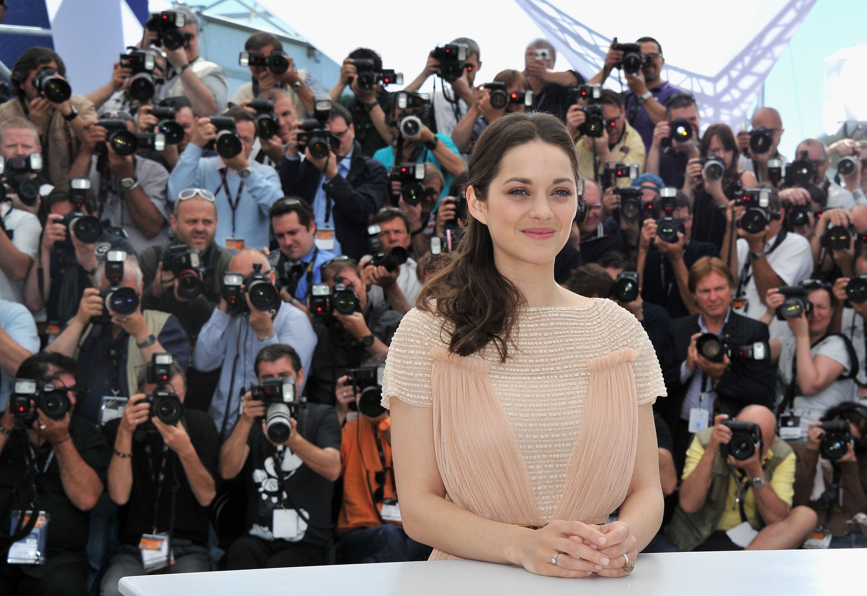  p>玛丽昂·歌迪亚(marion cotillard),1975年9月30日出生于法国巴黎