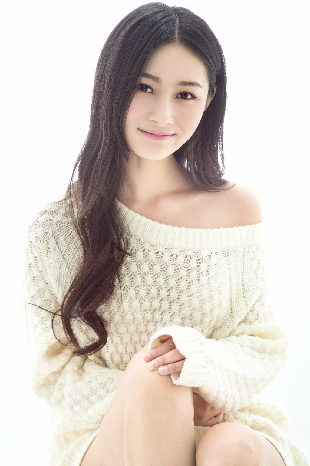  p>张维娜,原名张娜,1990年6月22日出生于湖北省武汉市,中国内地女