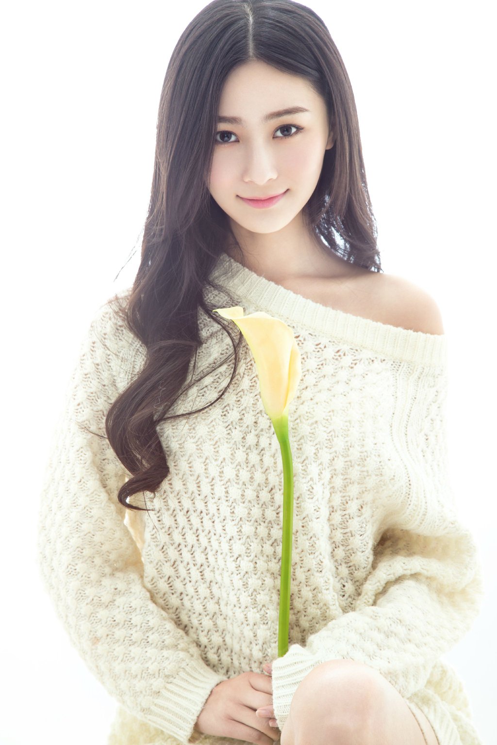  p>张维娜,原名张娜,1990年6月22日出生于湖北省武汉市,中国内地女