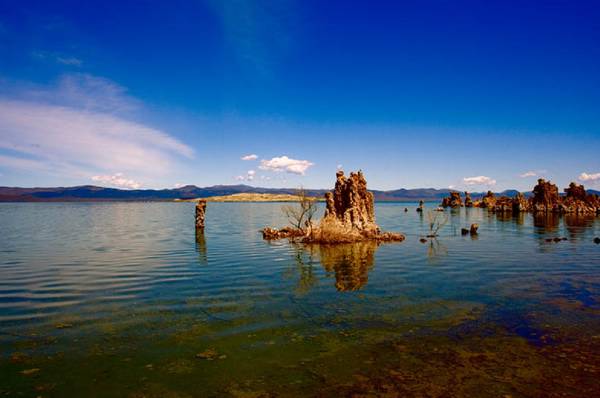  p data-id="gnyxa40ktb">玛瑙湖位于内蒙古巴彦淖尔市乌拉特后旗巴音