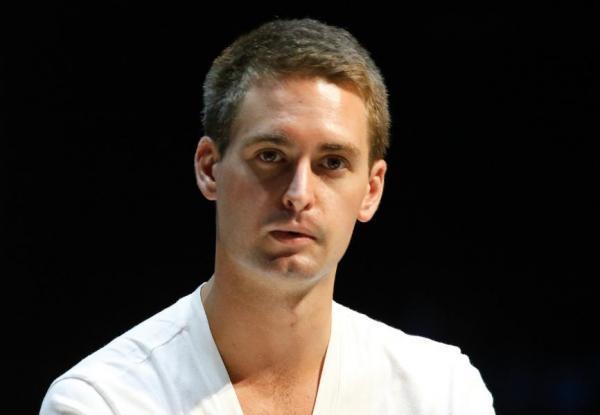  p data-id="gnwg0qg0gu">埃文·斯皮格尔(evan spiegel),1990年6月4