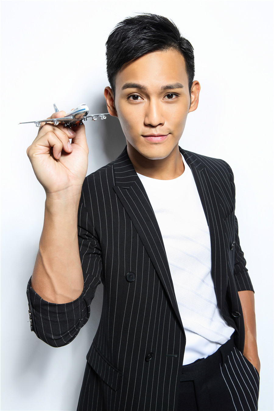  p>黄恺杰(wesley wong),1987年1月7日出生于香港,中国香港影视男演员