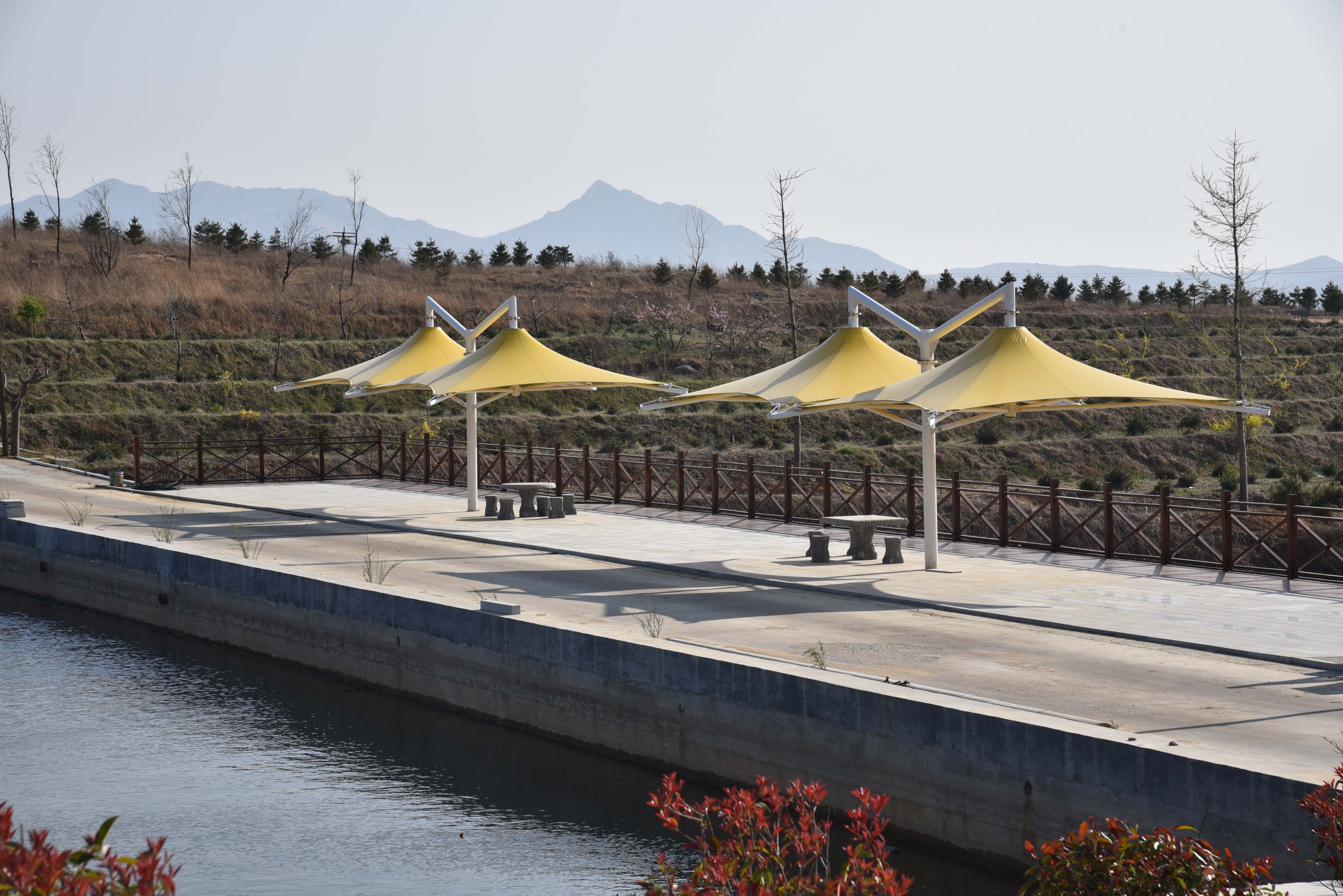  p>《平度旅游指南》由 a target="_blank" href="/item/平度市旅游局