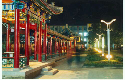  p>曲沃中学是山西省历史最悠久的中学之一,是 a href="#">山西省重点