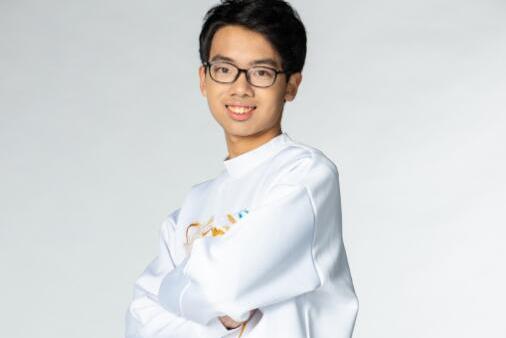  p>花圣轩,男,《最强大脑第八季》选手. /p>