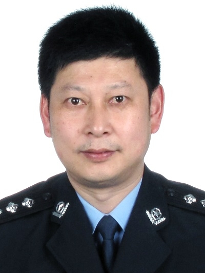 1985年8月参加公安工作,一级警督, /p> p>现任浙江省宁波市公安局海曙