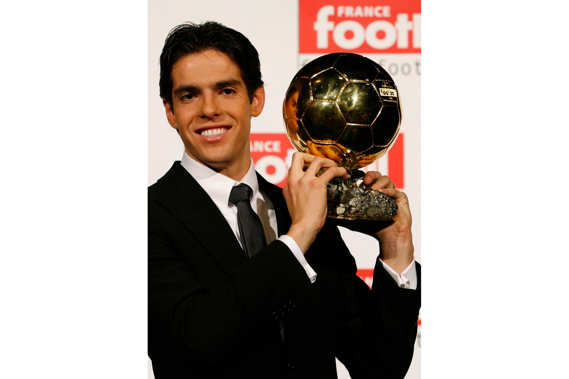 里卡多·伊泽克森·多斯桑托斯·莱特