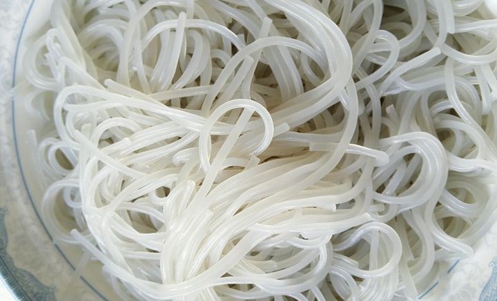 菇香小炒米线