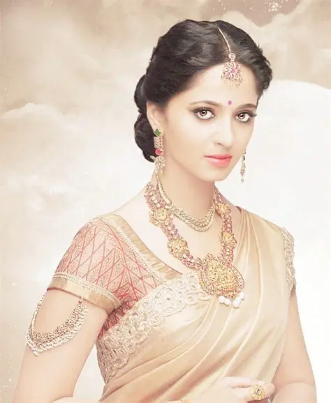 安努舒卡·谢蒂