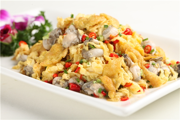 鸡蛋雪里红炒生蚝