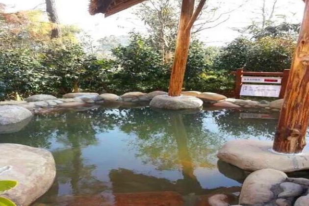 天乐湖温泉
