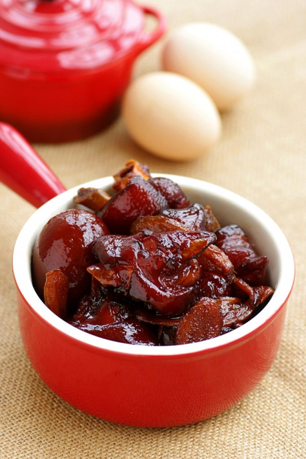 生姜甜醋炖猪脚