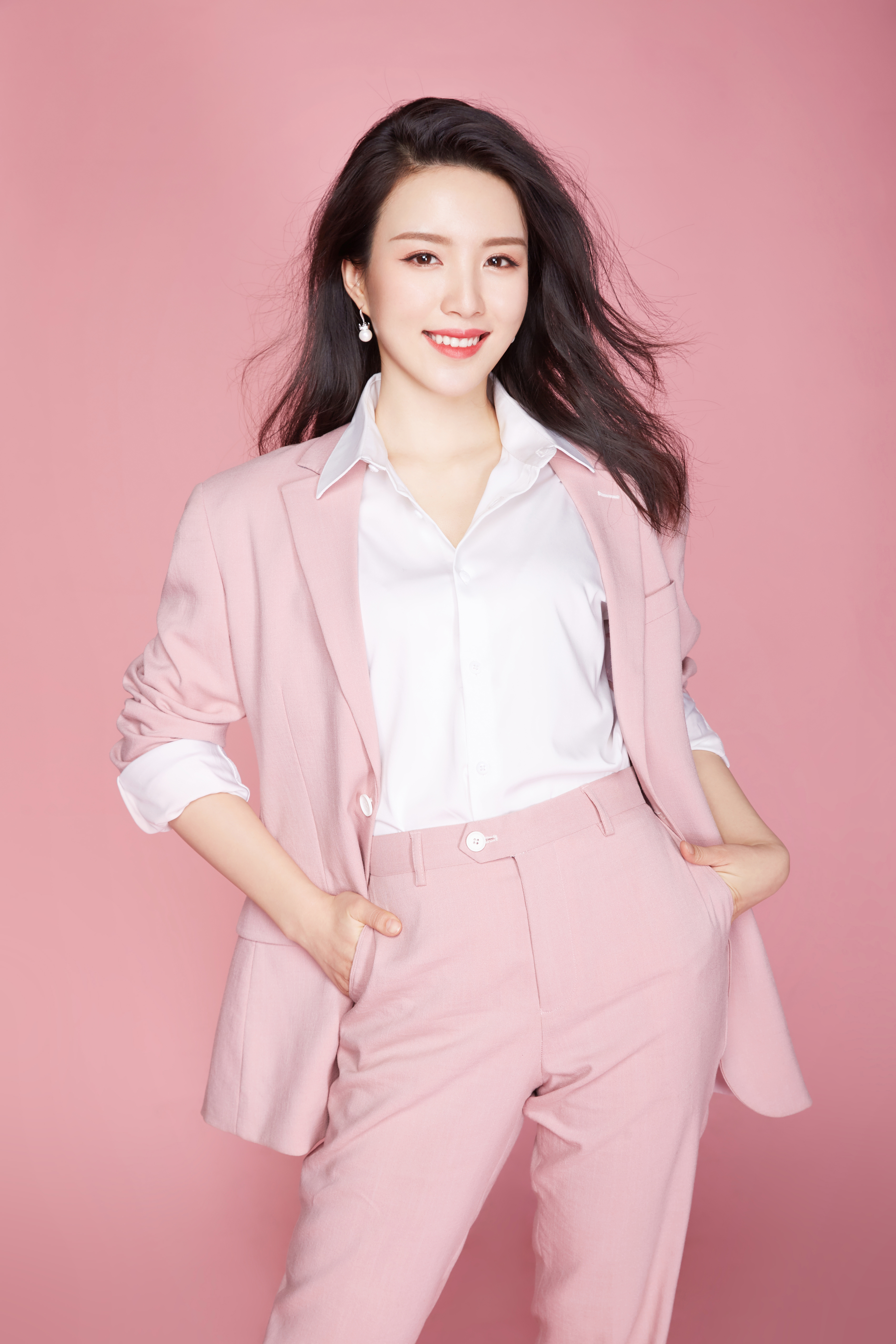  p>易文卉,中国歌剧舞剧院青年独唱演员,出生于 a target="_blank"