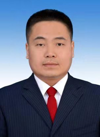 韩东