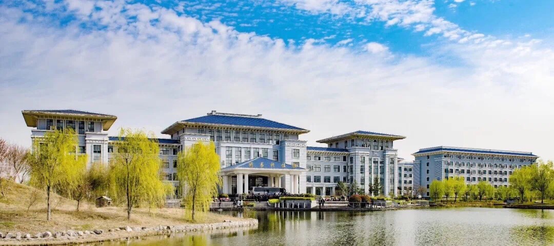  p>宿迁职业技术学院创建于2000年,是实施专科层次高等职业教育,以