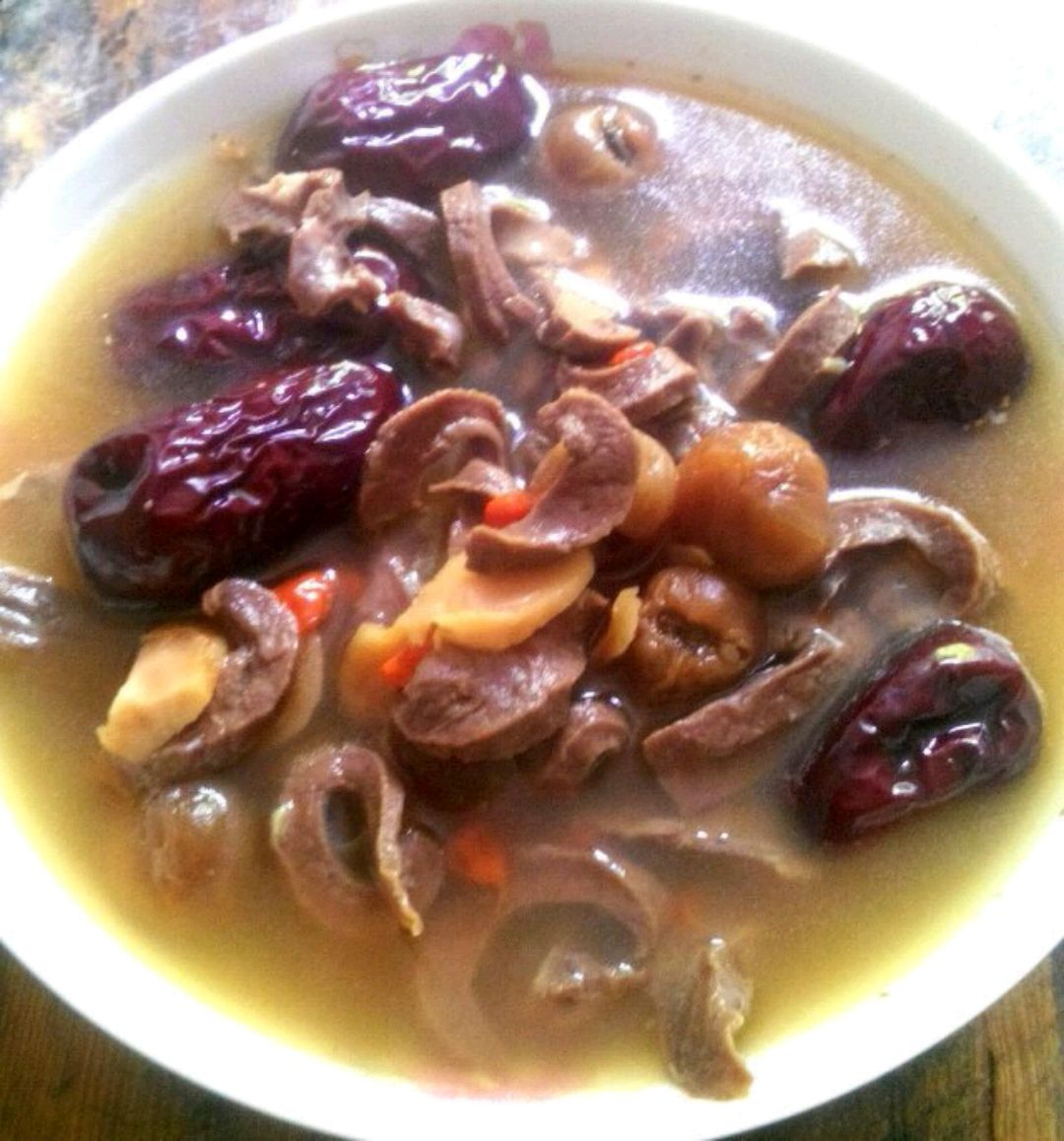 桂圆红枣猪心汤