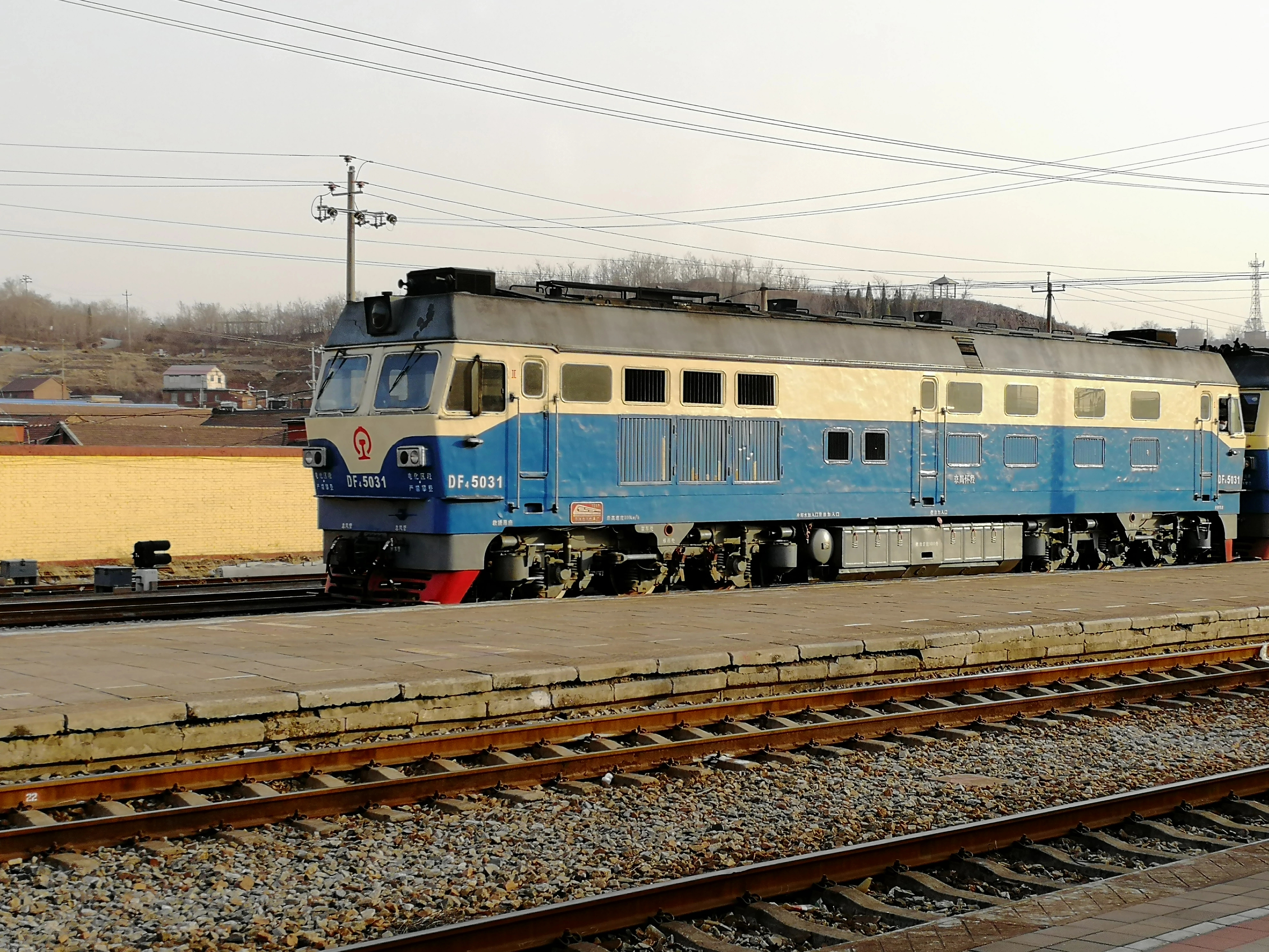 东风4c型内燃机车