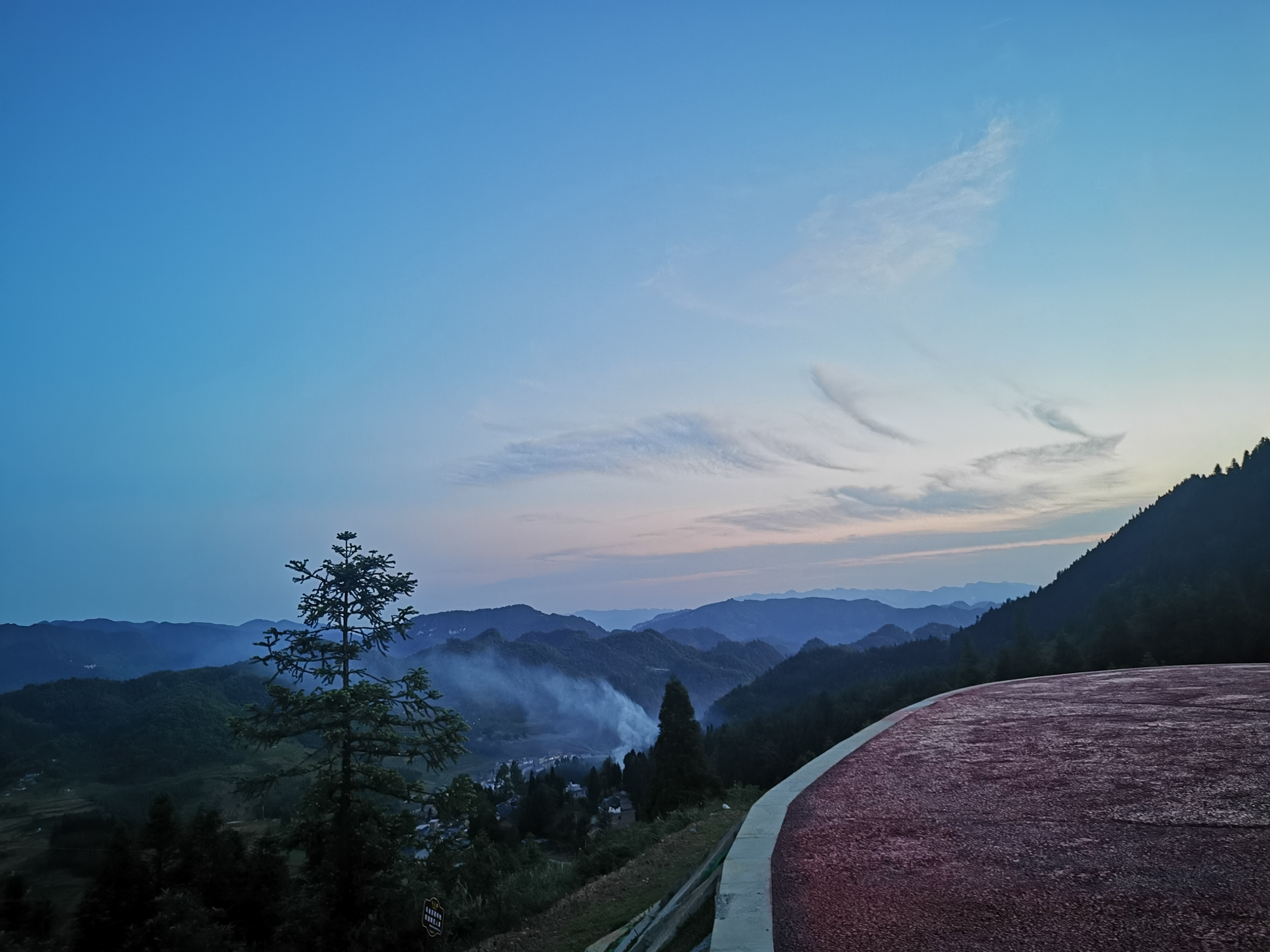  p data-id="gnhelpnh5d">摩尼镇,四川省泸州市叙永县下辖镇,位于 