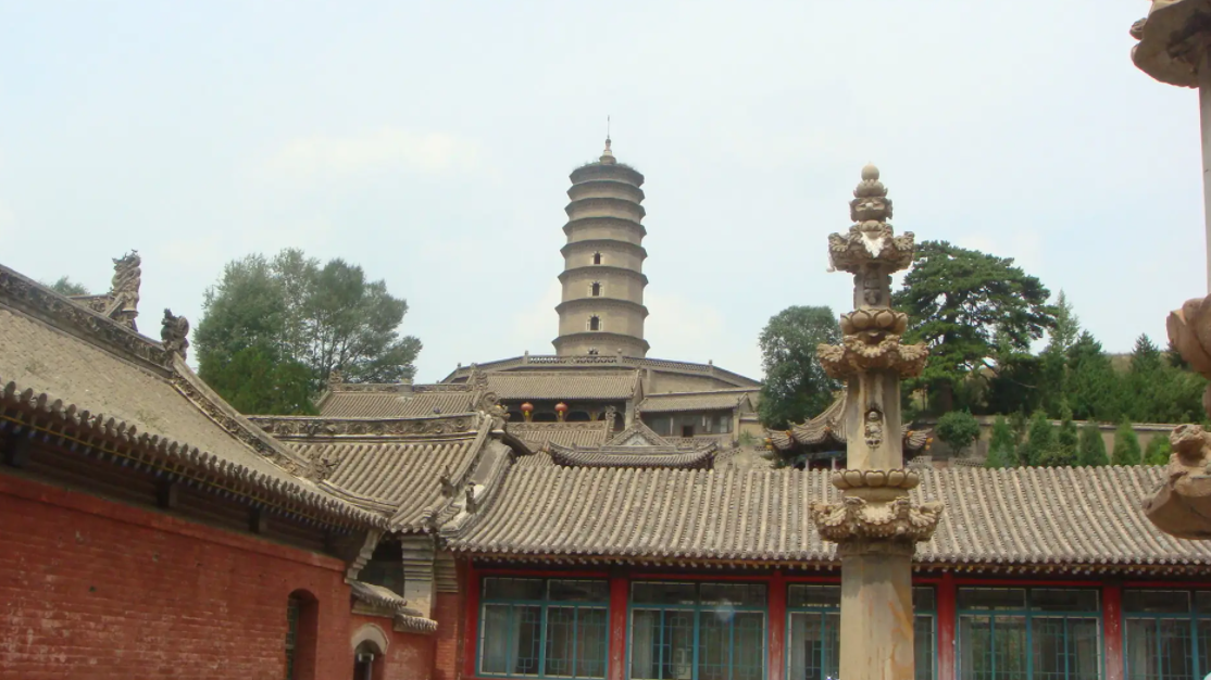 五台山尊胜寺风景图