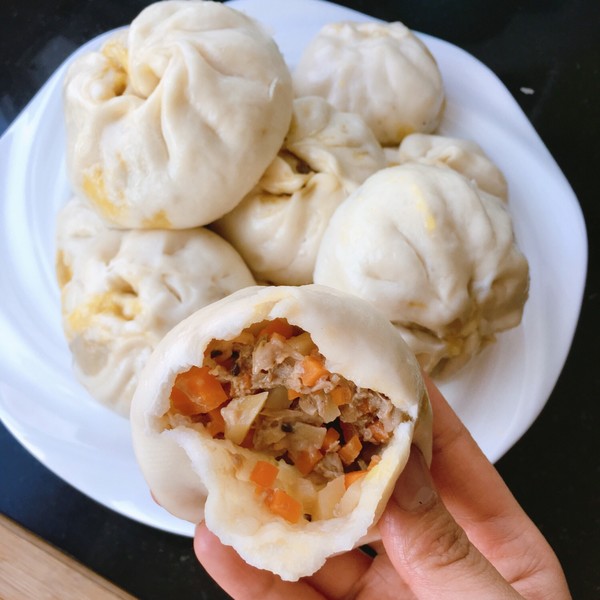 白萝卜羊肉馅包子