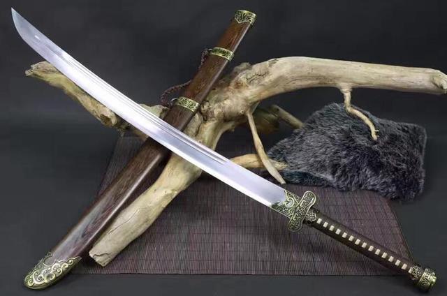 古代最厉害的马战武器，发明之后一大半的战争都靠它打赢_百科TA说