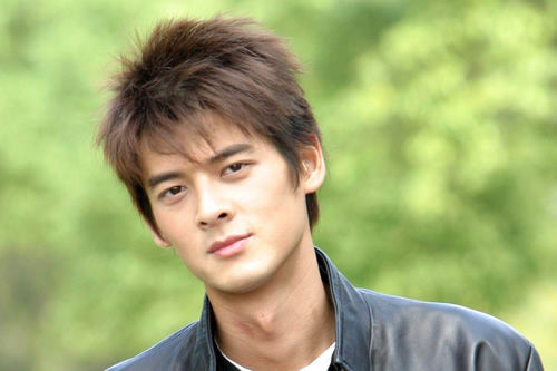 ">柯翰辰 /a>导演, a href="#" data-lemmaid="372364">郭品超 /a>, a