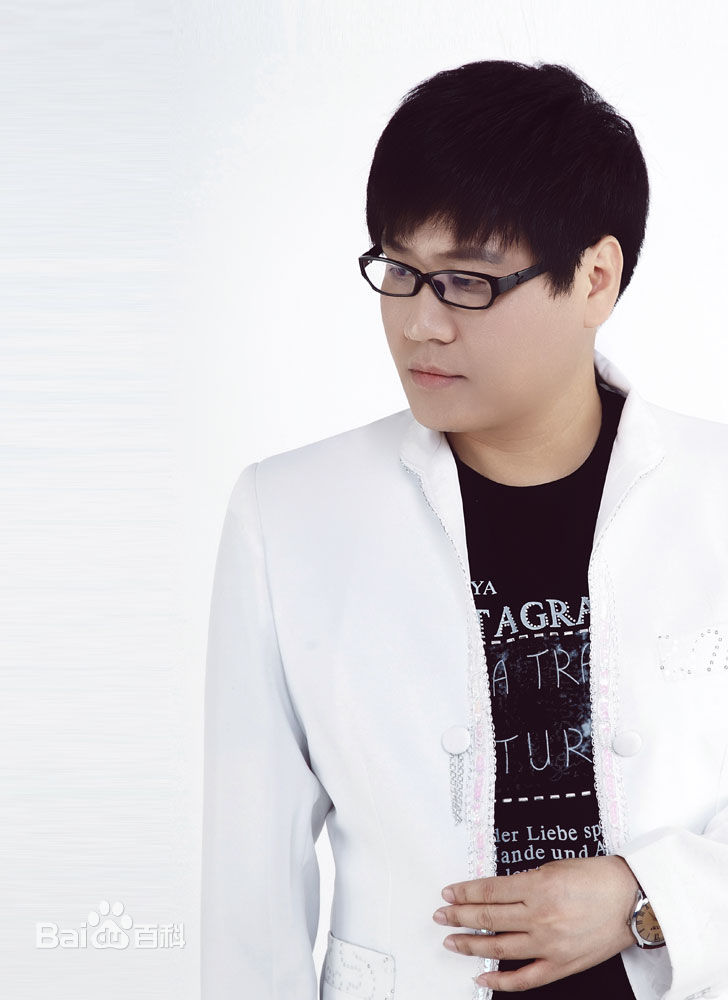  p> a target="_blank" href="/item/何龙雨/8010029" data-lemmaid="