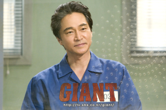  p>《巨人》是 a href="#">韩国sbs电视台 /a>2010年播出的创社20年