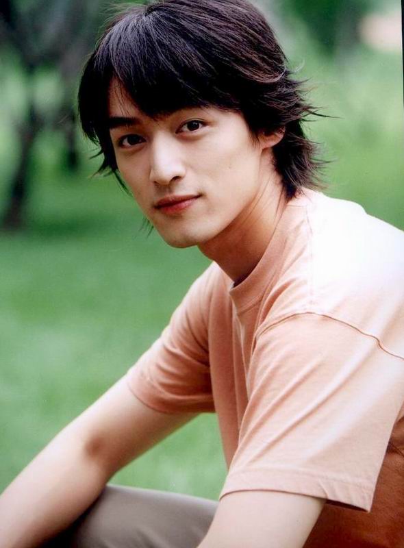  p>胡歌,1982年9月20日出生于上海市徐汇区,中国内地影视男演员,流行