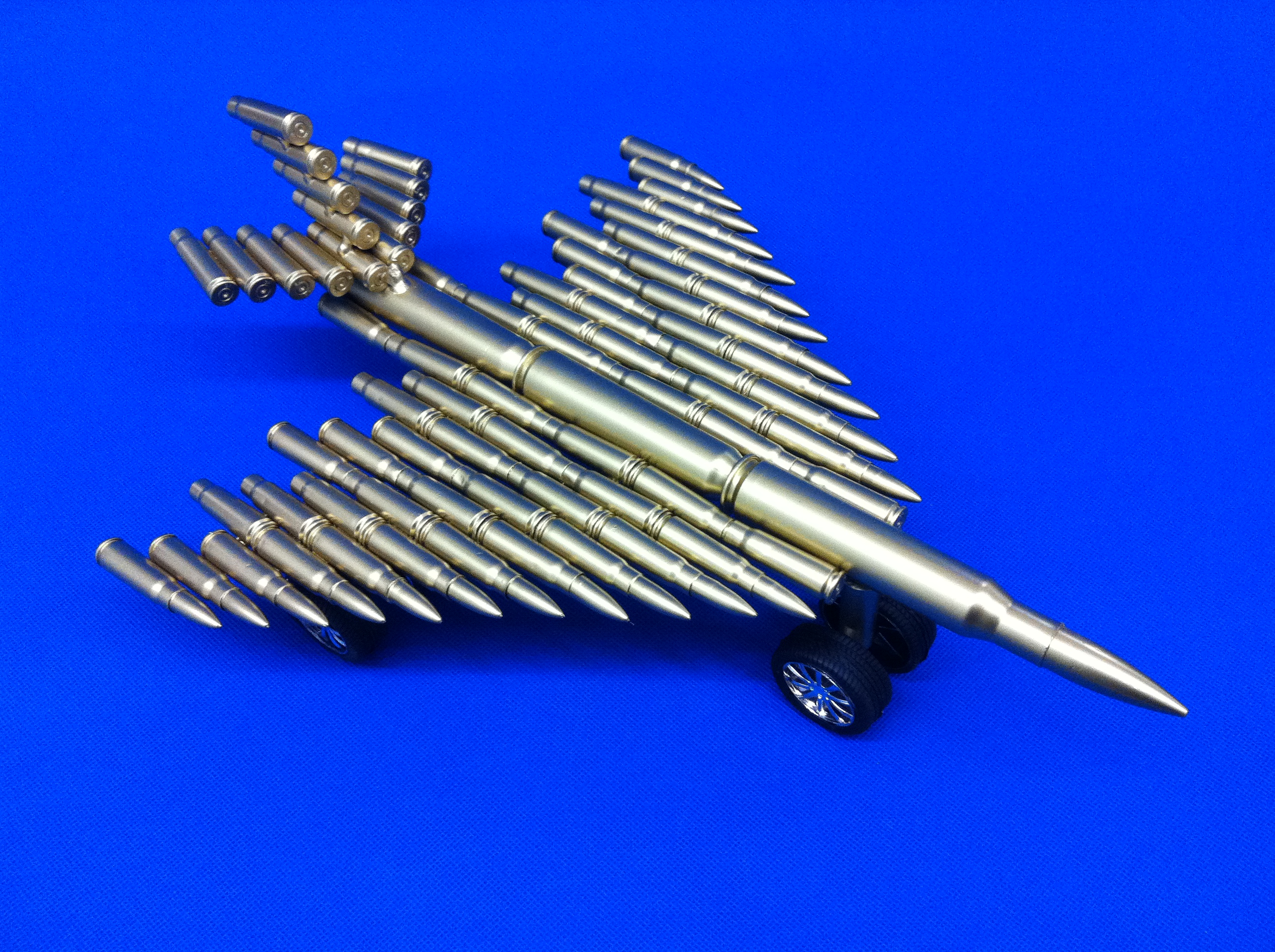  p>弹壳工艺品,又称子弹壳工艺品,弹壳模型.