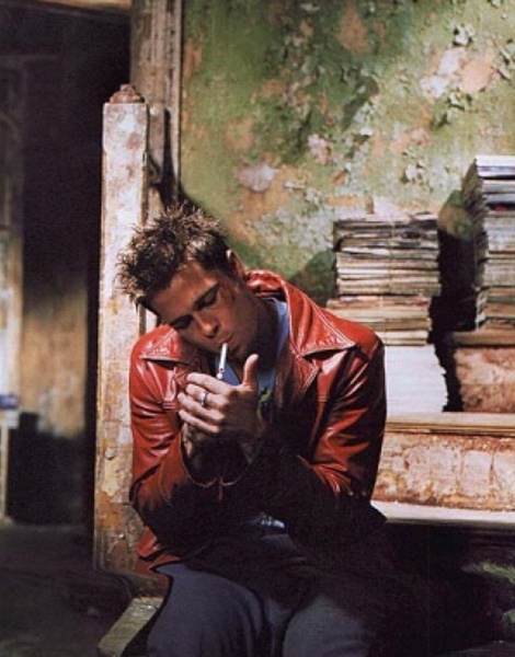 电影改编自 a target="_blank" href="/item/恰克·帕拉尼克/2921717"