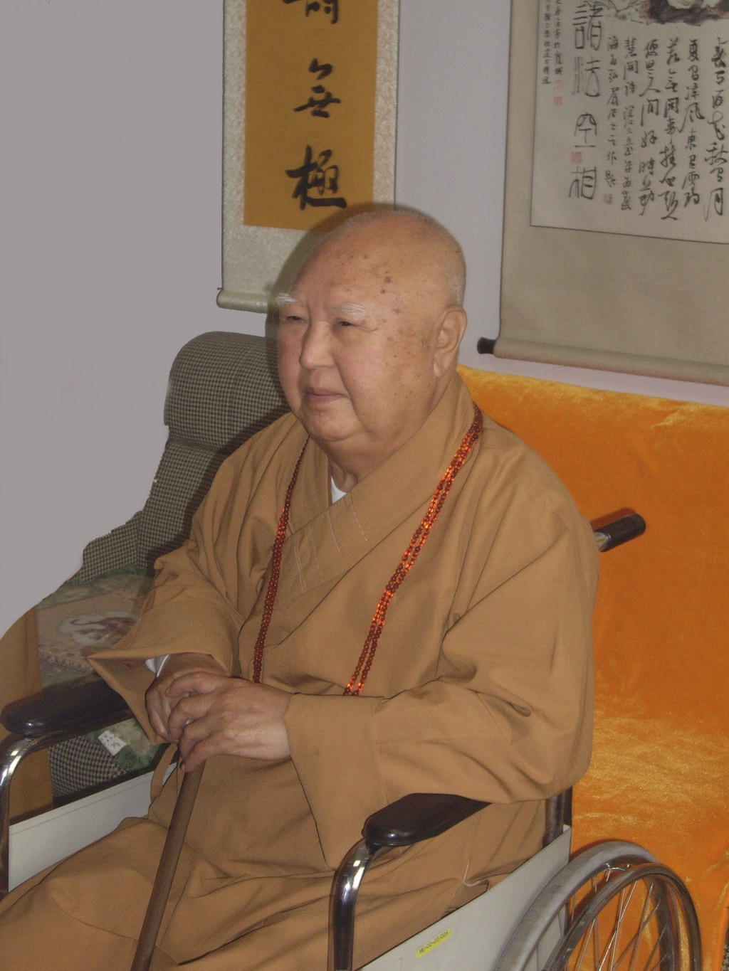  p>释永惺,香港佛教界德高望重,仁慈可亲的法门龙象释永惺大师,少年时