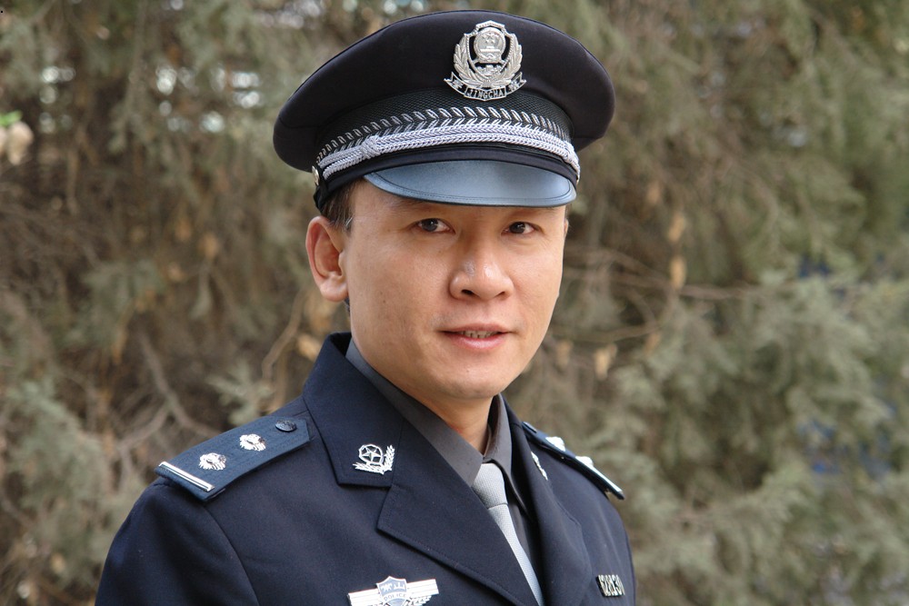 ">吕一丁(曾用名:吕睿喜)1966年1月28日出生于黑龙江,内地实力男演员