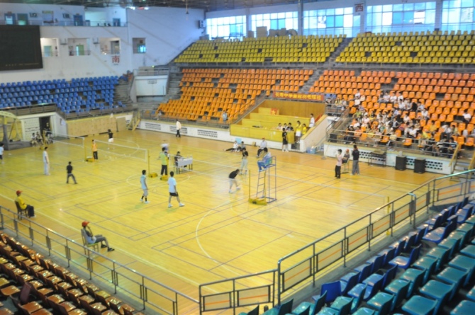 长寿中学皇冠羽毛球社