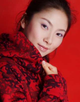  p>何月,女高音, a target="_blank" href="/item/沈阳音乐学院