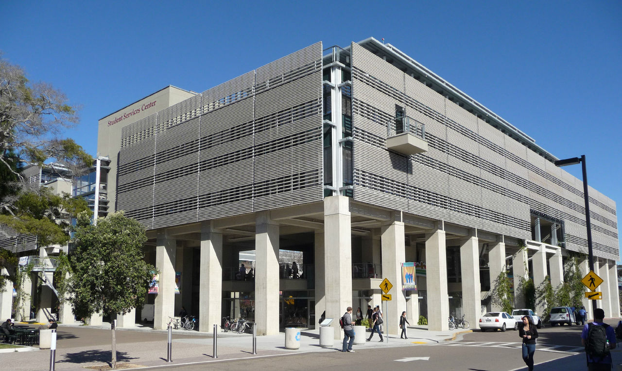 ucsd或uc san diego),常译为加州大学圣地亚哥分校,圣迭戈加州大学