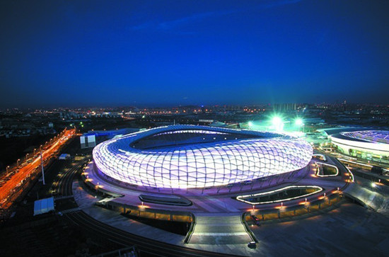 大连体育中心体育场