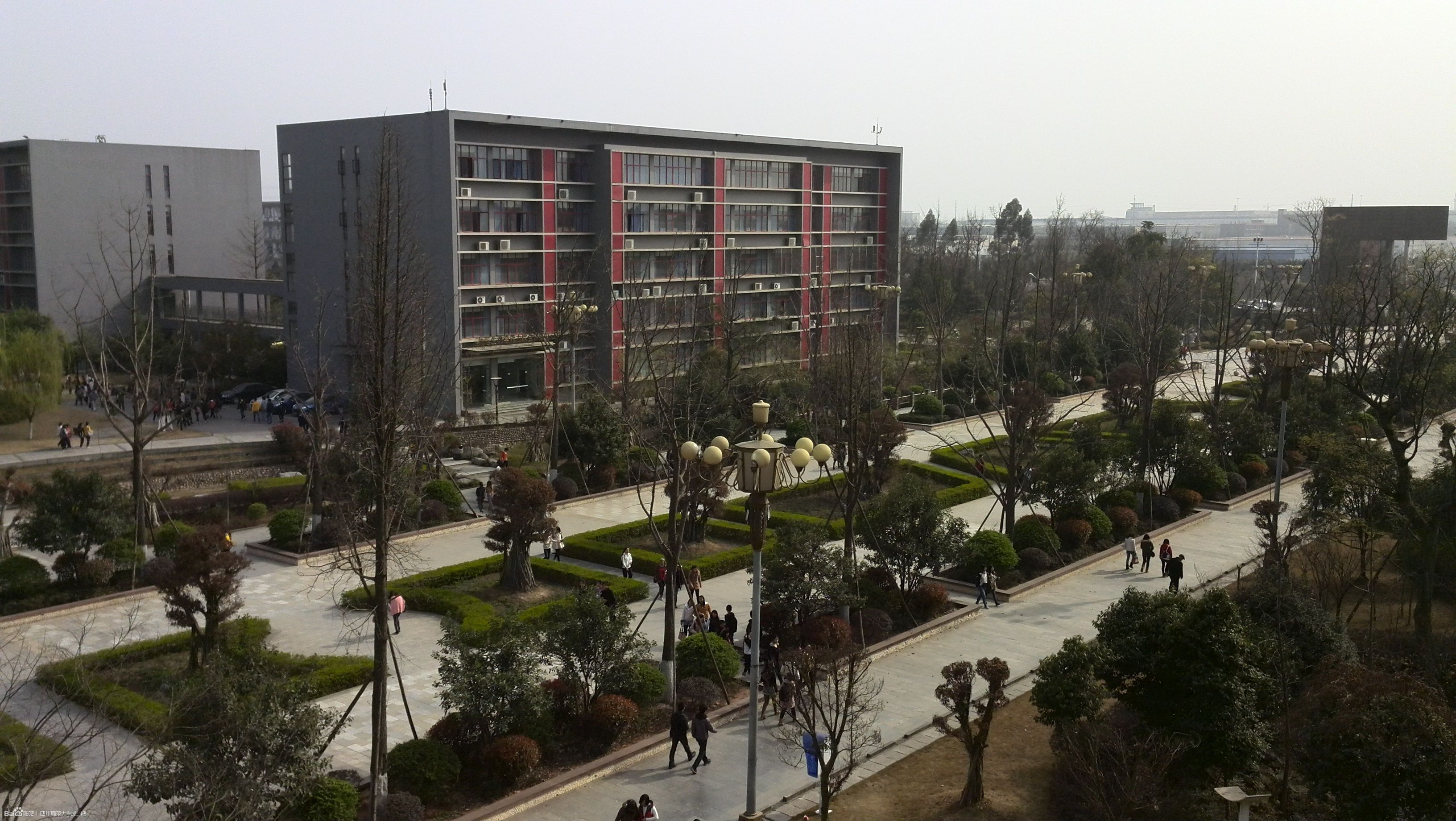 四川师大成龙校区