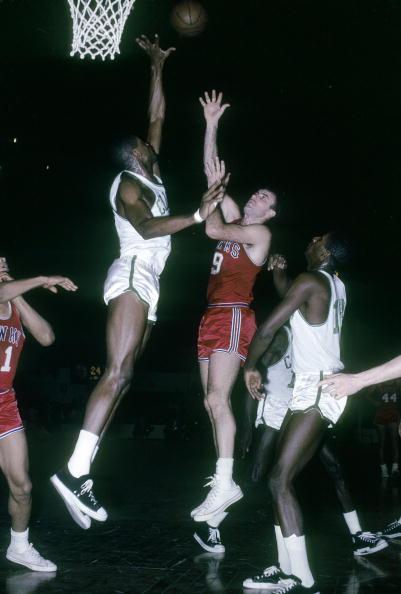  p>鲍勃·佩蒂特(bob pettit),1932年12月12日出生于美国 a href="#">