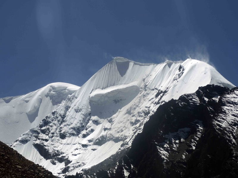 珠穆朗玛的雪花你,是青藏高原最晶莹的颜色,,也你是我心中最圣洁的歌